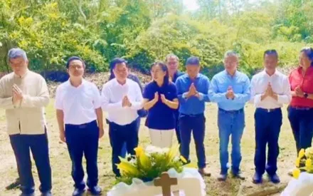 China rinde homenaje a trabajadores chinos que trabajaron en la construcción del canal de Panamá
