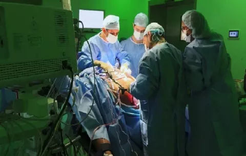 Paciente pierde 255 libras tras cirugía bariátrica en la Ciudad de la Salud
