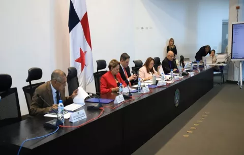 Listado de candidatos al cargo de magistrado del TE es enviado al pleno