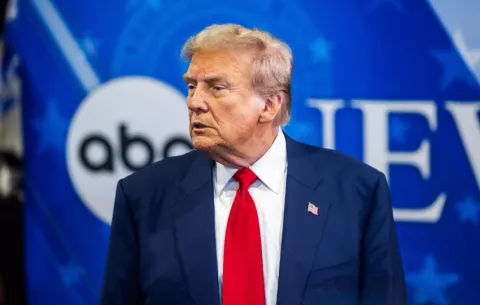 EE.UU. adelanta revisión de las licencias de ABC en plena disputa de Trump con Jimmy Kimmel