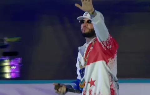 Farruko, Margarita, Osvaldo Ayala; el Rommel vibra en la apertura de los Juegos de la Juventud