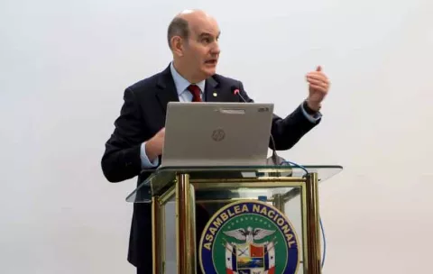Chapman apelará a la IA para combatir la evasión fiscal