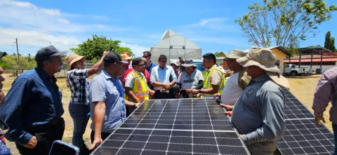 Inadeh desarrolla capacitación intensiva para mantenimiento de paneles solares