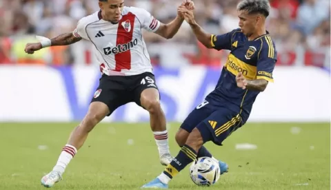 Boca Junior vence a River Plate en el Súper Clásico del fútbol argentino