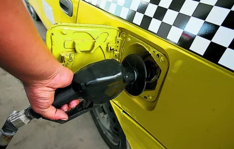 Subsidio del combustible inicia el 15, pero hay dudas del sector transporte 