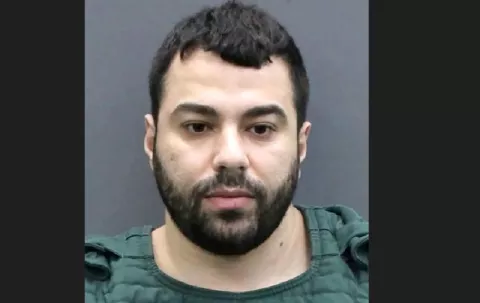 Florida acusa al asesino de dos universitarios de usar ChatGPT para desechar los cuerpos