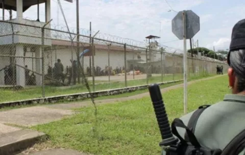 Confirman la muerte de un reo durante balacera en La Joya