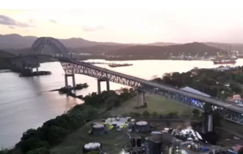 Un muerto deja incendio cerca del Puente de Las Américas que mañana será inspeccionado