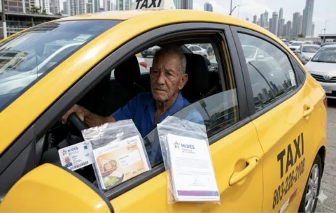 Más de 8 mil beneficiarios de programas del Mides tienen cupos de taxis y autos; se hizo cruce de datos con la ATTT
