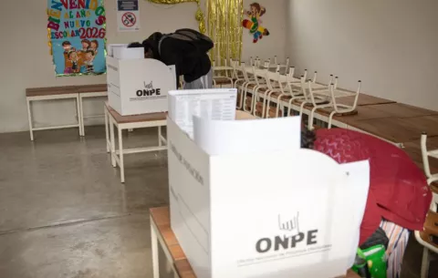 Votos blancos y nulos en Perú superan en número a todos los candidatos presidenciales