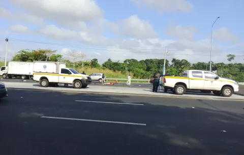Hombre muere atropellado en autopista Arraiján-La Chorrera y genera caos vial