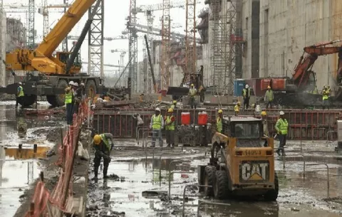 Construcción comienza a dar señales de recuperación, pero sin alcanzar los niveles de 2023