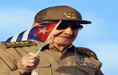 EE.UU. imputa a Raúl Castro por asesinato y advierte que podría enfrentar pena de muerte o cadena perpetua