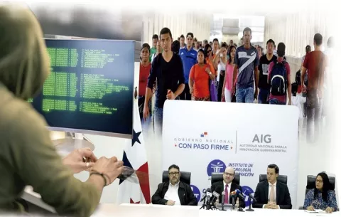 AIG: 'Data confidencial no ha sido comprometida'