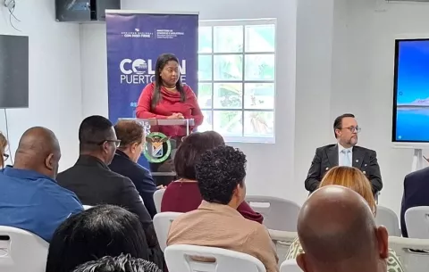 Se reúnen para posibles reformas a la ley Colón Puerto Libre