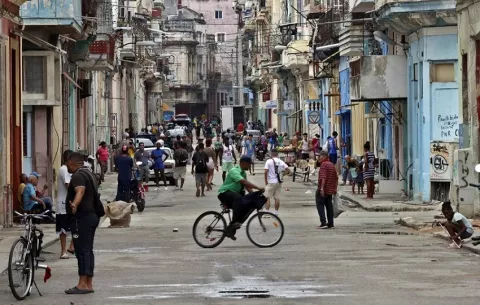 Estados Unidos busca "un buen resultado" en sus negociaciones con Cuba