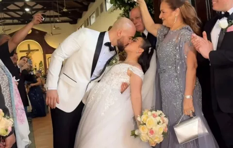 Edison Broce e Ioana Rotar se dieron el 'sí' en emotiva ceremonia