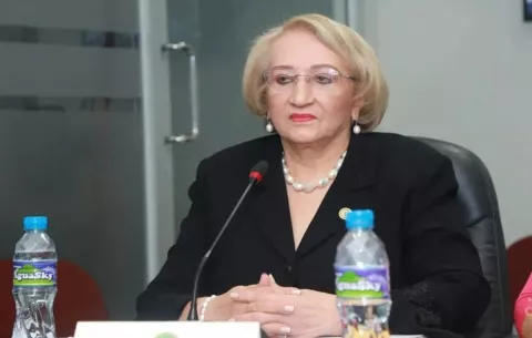  Renuncia Etelvina de Bonagas a la rectoría de la Unachi: se irá el 11 de junio