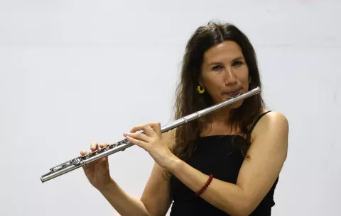 María Toro, flautista de Jazz, lleva su fusión de raíces gallegas y flamenco a Panamá