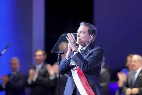 Martinelli instruirá a Realizando Metas para que investigue actuaciones de los hermanos Cortizo