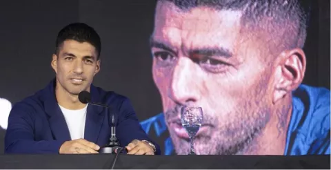 Uruguay irá al Mundial de Fútbol sin Luis Suárez