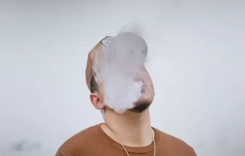 Se triplica el uso de cigarrillos electrónicos en Panamá entre jóvenes; consumo de tabaco baja