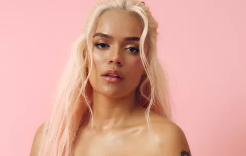 Los AMA premiarán a Karol G por su Excelencia como Artista Internacional