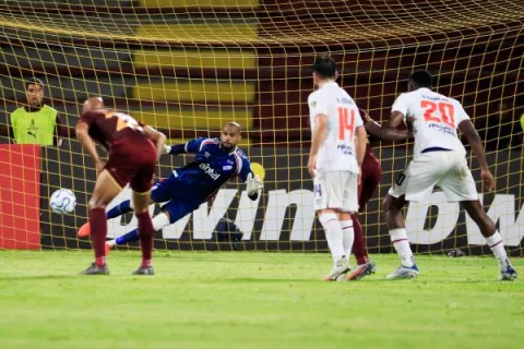 'Manotas' Mejía fue figura en el Nacional, pese a la goleada  anteTolima