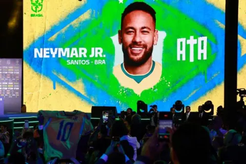 Ancelotti convoca a Neymar, Vinícius y Raphinha para el Mundial 2026