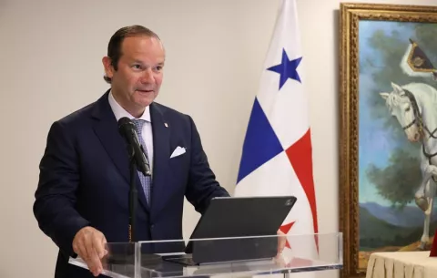Panamá y Costa Rica acuerdan avanzar en una agenda común pese a tensiones comerciales