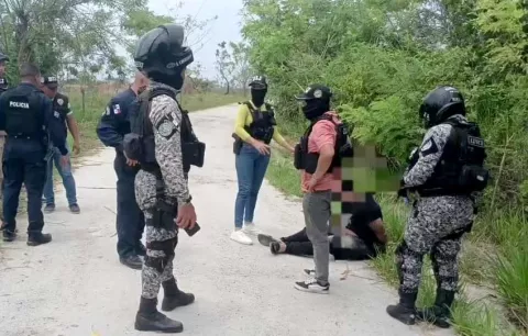 Antipandillas aprehende a tres presuntos delincuentes tras persecución en Coclé