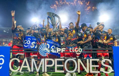 Plaza Amador vence a Alianza en tiempos extra y es tricampeón de la LPF