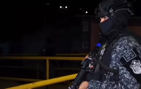 Policía da espaldarazo al toque de queda implementado en Belisario Frías y Arnulfo Arias