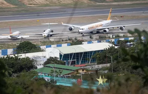 Llega a Venezuela un vuelo de repatriación con 126 migrantes procedentes de Florida
