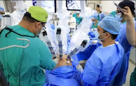Realizan las primeras cirugías robóticas en el Hospital Dr. Rafael Hernández de David