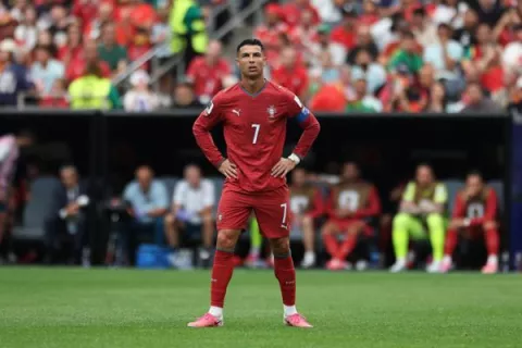 Portugal enfrenta a Uzbekistán sigue el partido minuto a minuto