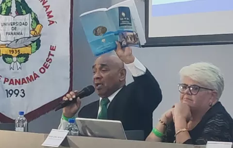 Ausencia del director actual marca el primer debate electoral estudiantil en el CRUPO