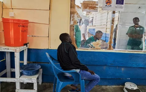 Alerta sanitaria: ACNUR confirma casos de ébola en campos de desplazados de la RD Congo
