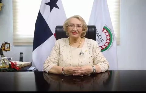 Fin de la era Etelvina de Bonagas en la Unachi: se va en medio de procesos legales y un colapso económico