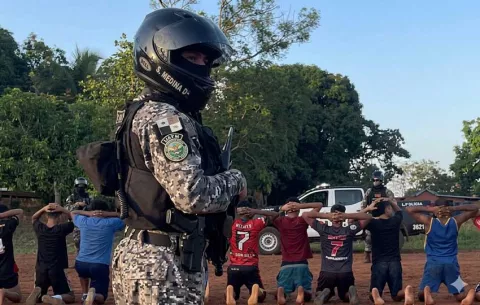 Destituciones y operativos de control en Panamá tras fuga de casi 200 reos