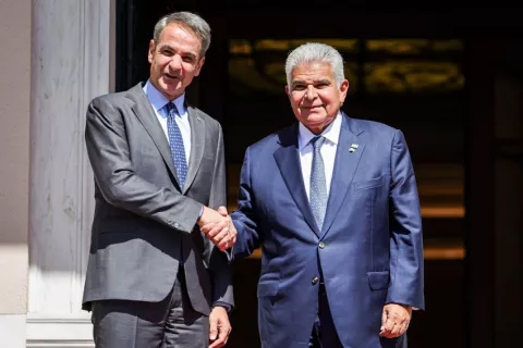 Empleos y registros de naves, logros de José Raúl Mulino en Grecia