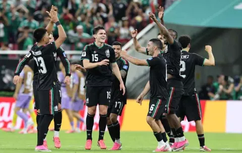 El TRI depende de sí mismo para quedarse en la cima del Grupo A