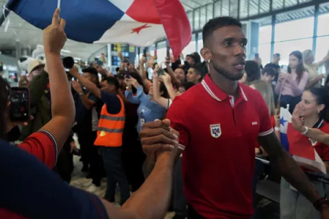 Entre aplausos y banderas, Panamá emprende el viaje hacia el Mundial 2026
