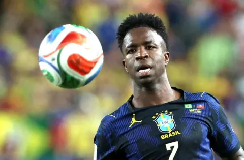 Vinícius reconoce que debe escuchar más a Ancelotti y se confirma el regreso de Neyma