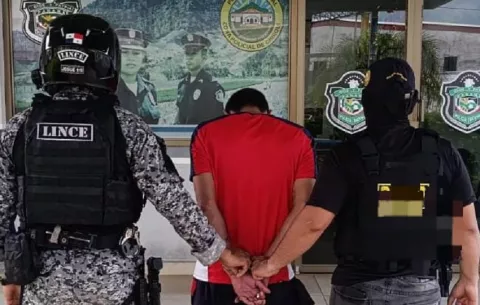 Aprehenden a un hombre con escopeta recortada en Operativo de David 