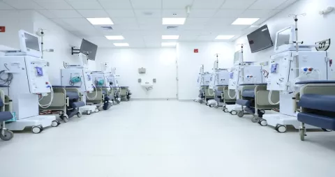 CSS inaugura moderna sala de hemodiálisis en Calidonia con capacidad para 150 pacientes