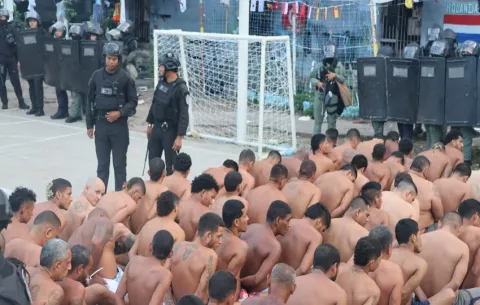 Ejecutivo analiza permanencia de reos en Coiba y cuestiona críticas de ambientalistas 