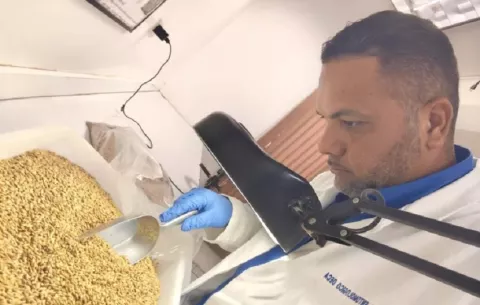 Mantiene vigilancia en puntos de entrada de productos al país