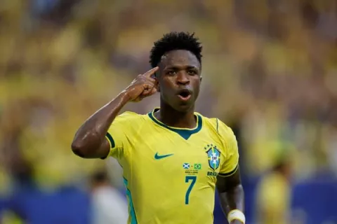 Brasil y Japón vive el partido minuto a minuto