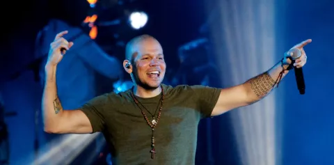 Calle 13 estrena el tema "Ojos color sol"
